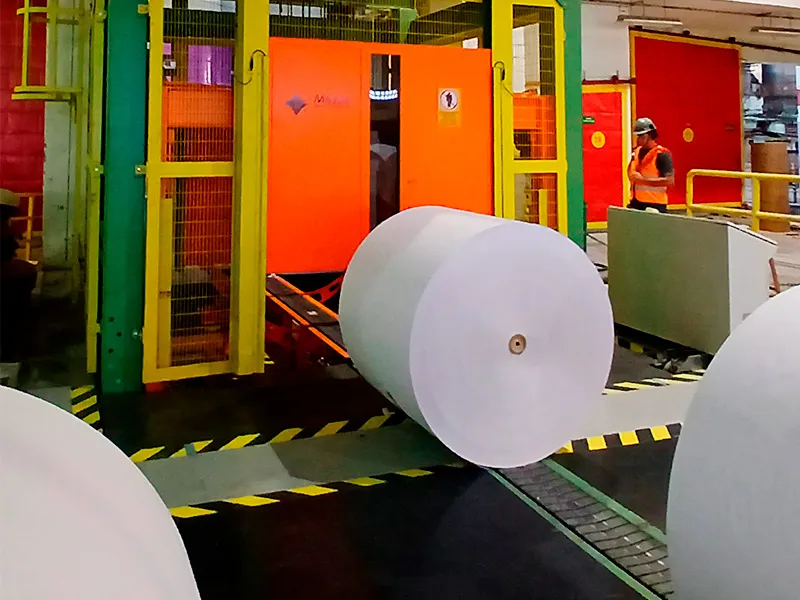 Por que investir em um elevador de carga industrial?