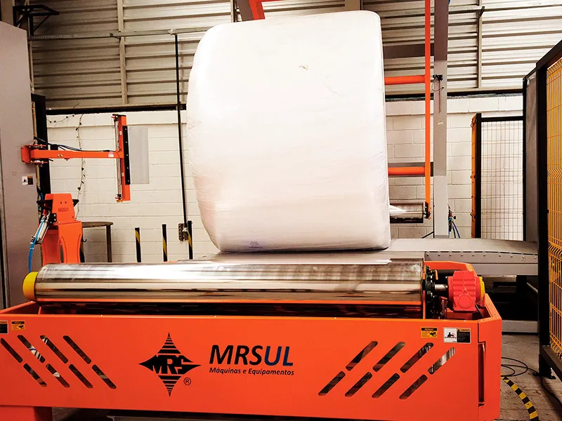 Conheça as vantagens de usar uma envolvedora de filme stretch