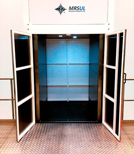 Elevador Autoportante