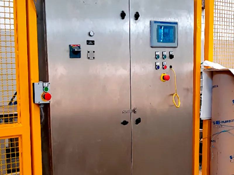 Conjunto desempilhador para fardos de celulose